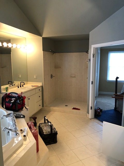 home-remodeling-contractor-bathroom